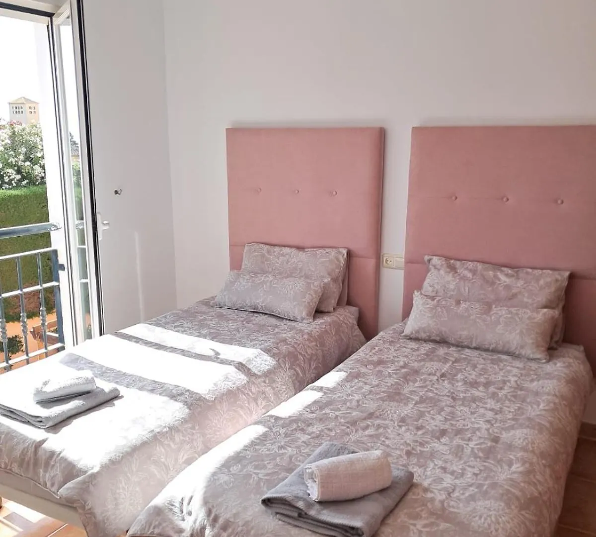 Los Jarales Calahonda 3 Bedroom House Sitio de Calahonda 0*,